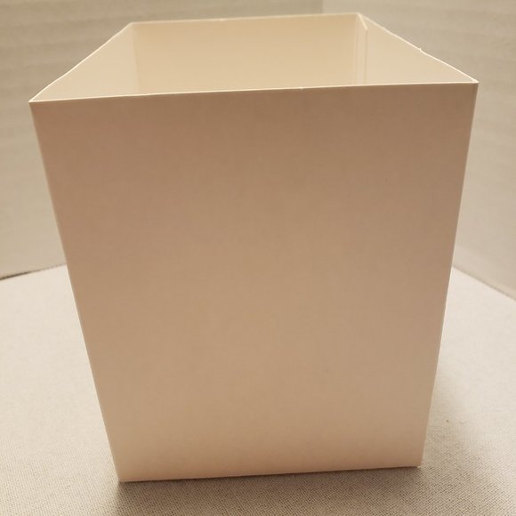 HOLIDAY GIFT BOX - A CHRISTMAS STORY - 5.25" LONG x 3.875" DEEP x 4.5" HIGH - Picture 9 of 16